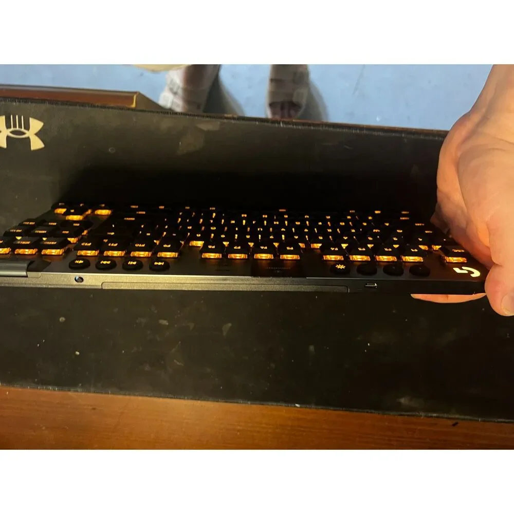 Logitech G915 TKL Tactile Lightspeed Wireless RGB Mechanical Gaming Keyboard